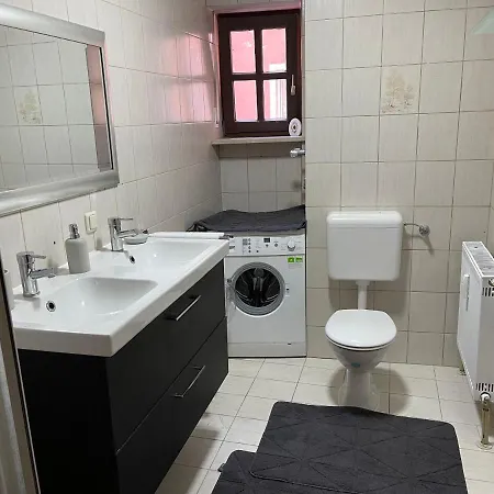 Helle Zwei-Zimmer-Stadt-Wohnung Am Bismarkplatz Mit Tiefgarage Landshut Exterior photo
